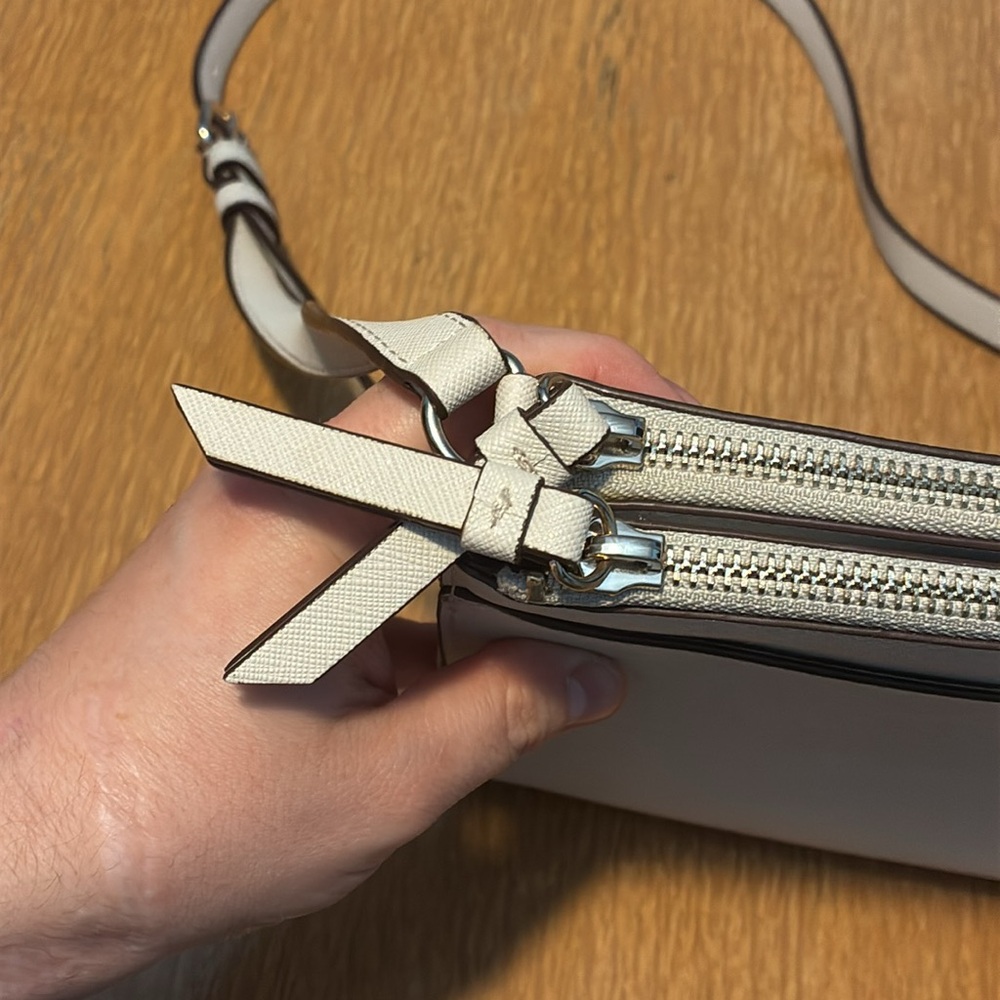 DKNY White Crossbody Bag - Picture 3 of 14